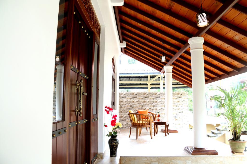Nivahana Homestay Kandy Exterior foto