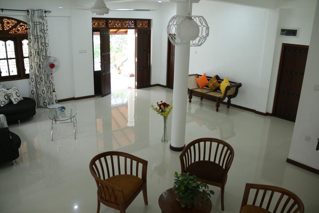 Nivahana Homestay Kandy Exterior foto